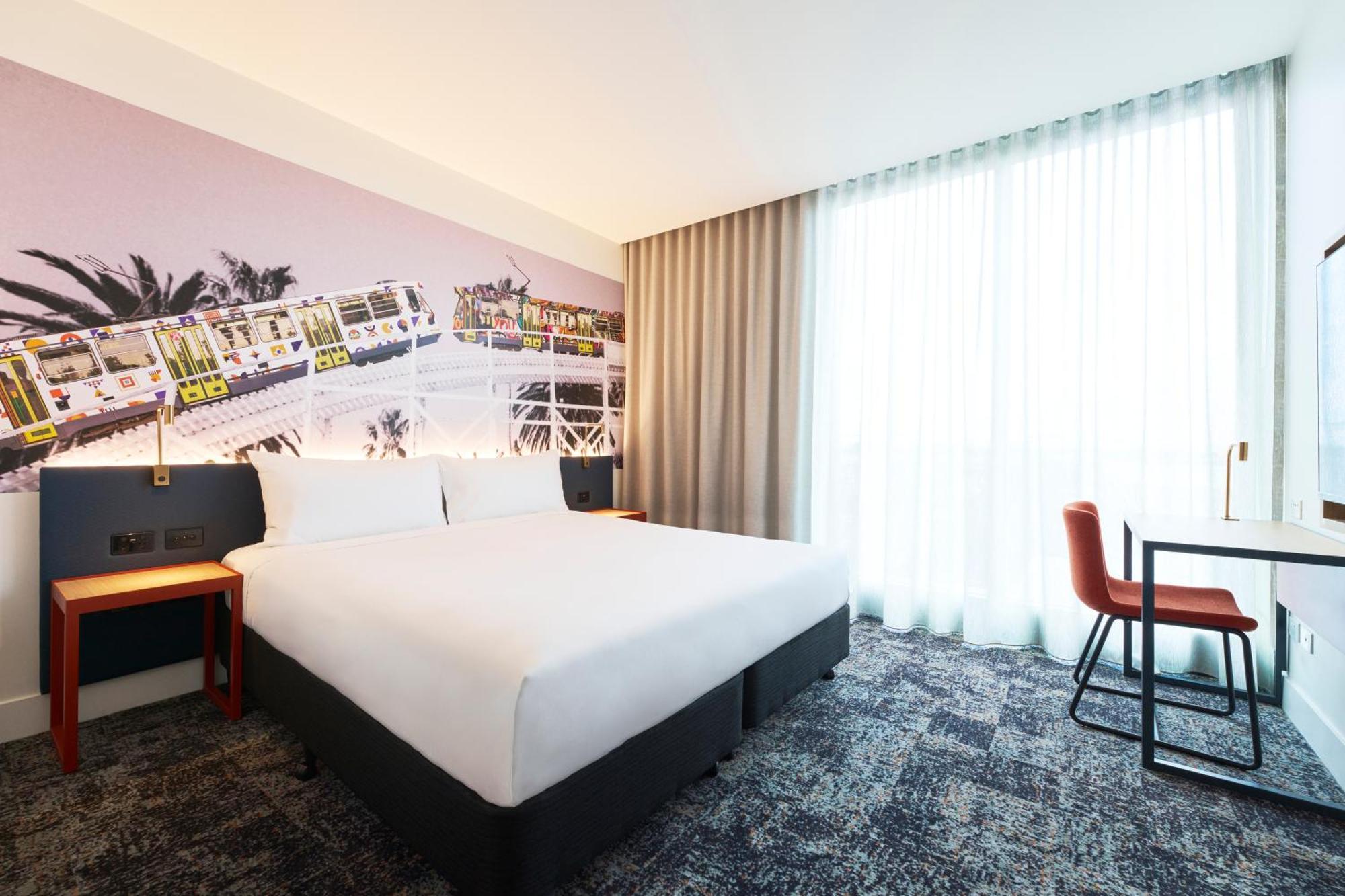 Deluxe Room with 1 king size bed